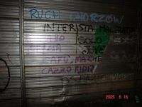 Caf�, ma che cazzo ridi